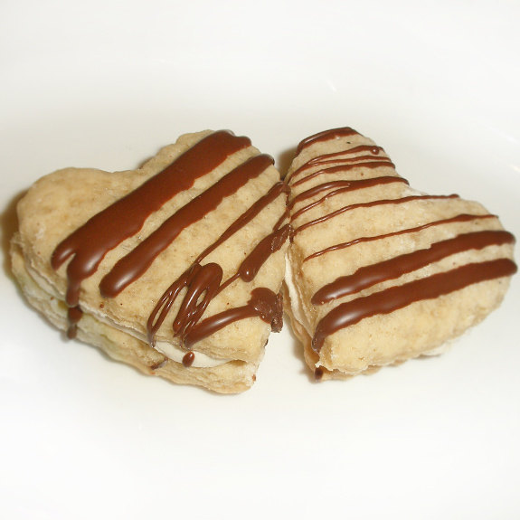 12 Gluten Vegan Chocolate Coated Sugar Cookie Heart Sandwich Filled Sweet Vanilla Bean Buttercream Frosting Casein
